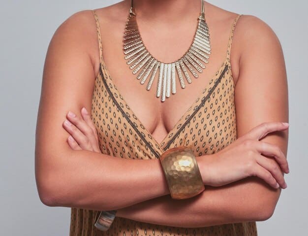 Layering Fashion Jewelry: 3 Rules for Polished Style in 2025
