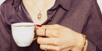 From Day to Night: 4 Seamless Fashion Jewelry Looks - Cover Image