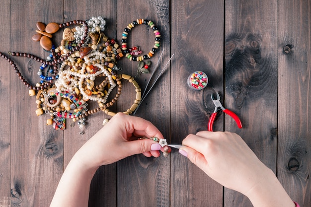 Upcycling Fashion Jewelry: Transform Old Pieces into New Treasures