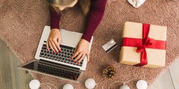 How to Get Free Christmas Products on Shein